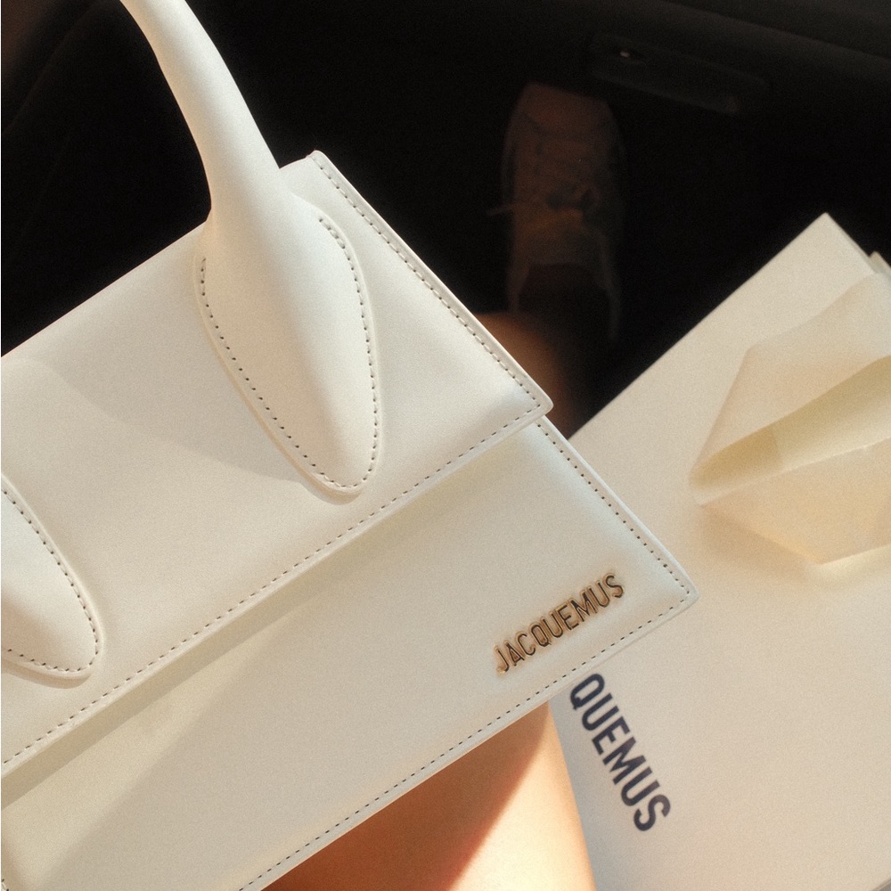 Jacquemus white LARGE  Le Chiquito with Gold Logo